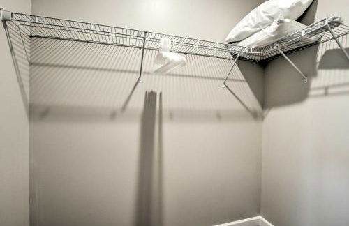 Greenville House with Covered Patio, 2 Mi to Dtwn! - Foto 16