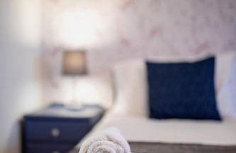 Augusta House - Andover - Photo 30