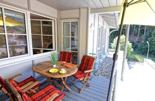 Exklusives Penthouse mit Dachterrasse, hochwertig ausgestatteter Küche mit Dampfgarer, inklusive 2 Stellplätze und Fahrradgarage - Foto 15