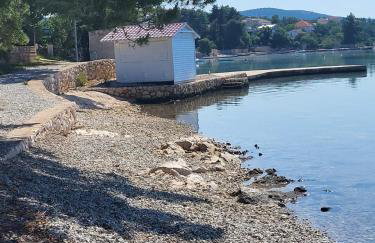 Rustic Home Maslenica - Photo 23