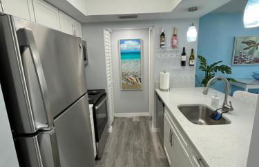 Luxury Beach Condo Located On The Bay In A Tropical Oasis!!! - Foto 9