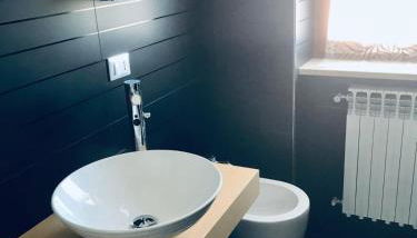 Forconium - Foto 3, Shower