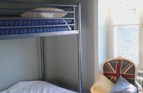 Beautiful village home close to all attractions - Foto 6