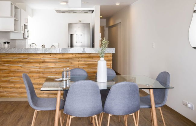 w Great 3BR Duplex With Terrace in Miraflores - Foto 1