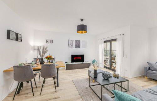 Amaela Design-Wohnung, SAP, Parkplatz, Balkon, NEU - Foto 1