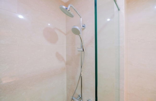 Comfort And Modern Look Studio Menteng Park Apartment - Photo 7