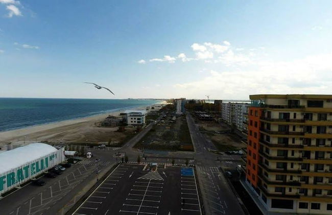 Chic Sea View Apartment Mamaia - Foto 1