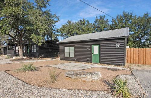 Starlight Horizon 2 Cabins Hot Tub & Pool - Pet-Friendly Texas Hill Country Stay Near Canyon Lake Sleeps 12, Stargazing, Group Getaway - Foto 30