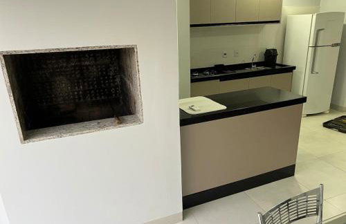 Apartamento com jardim e ar condicionado na sala e quartos na Av Blumenau - Foto 17