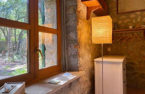 Fabulous Rustic Villa Set On Mountain With Unique Views - Foto 20