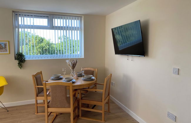 Apartment Sleeps 4, Free Parking, Pets Welcome - Foto 18