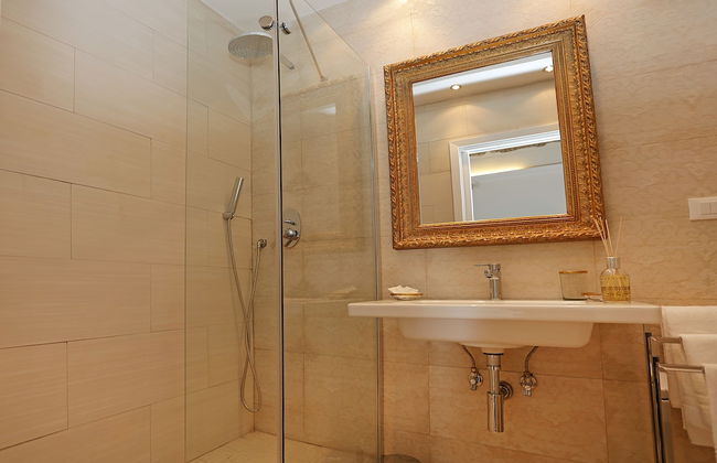 Madonna de’ Monti Suites - Photo 31