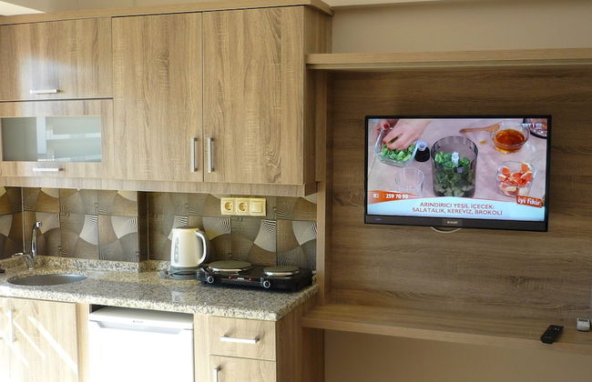 Street61 Studios - Photo 25