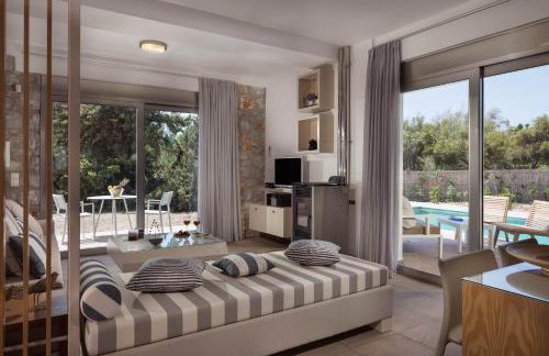 Cedar Bay Beachside Villas - Photo 52