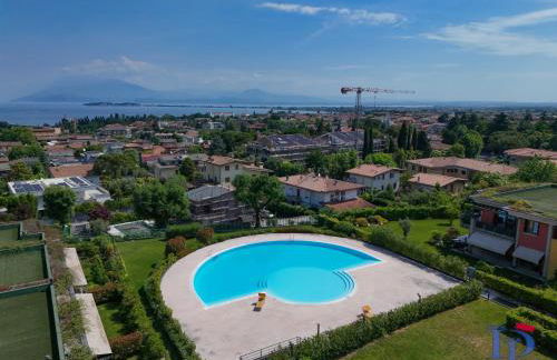 Paradise Lake View in a 5 pools exclusive residence DesenzanoLoft Official Partner Homes & Villas by Marriott Bonvoy - Foto 24