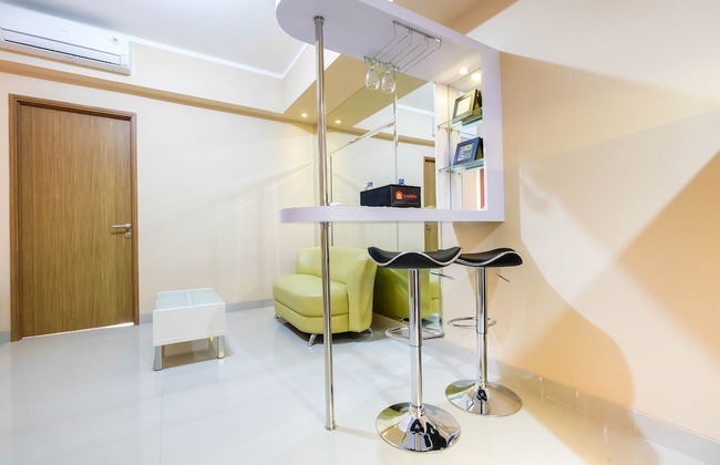 Bright and Stylish 1BR The Oasis Apartment Cikarang - Foto 12