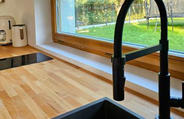 Domek w Lesie z Kominkiem i Ogrodem Niedalino - Foto 17