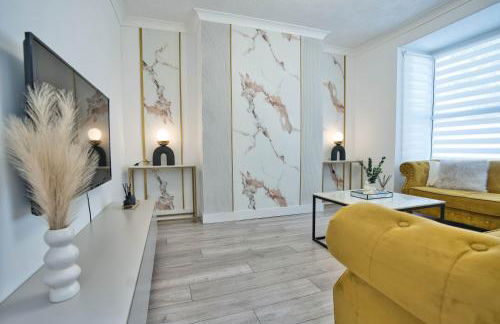 AV MODERN HOMES-House for 7 Guests near City Centre - Foto 1