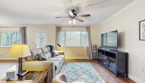 Cozy Lake Duplex Sleeps 5 Games Dog-friendly - Foto 4