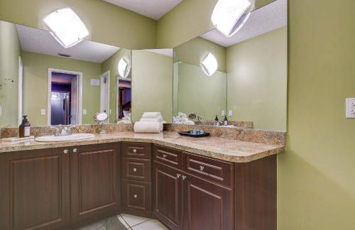 Near Golf and Beaches Coral Springs Home with Yard! - Foto 14