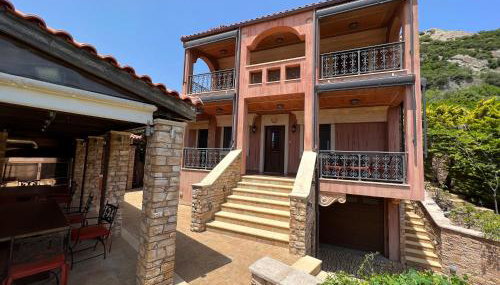 Villa Ioanna Oxylithos, Kymi - Foto 1