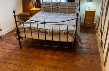 4 BR 2 Bathroom House Parking Garden St Neots Town Centre - Foto 31