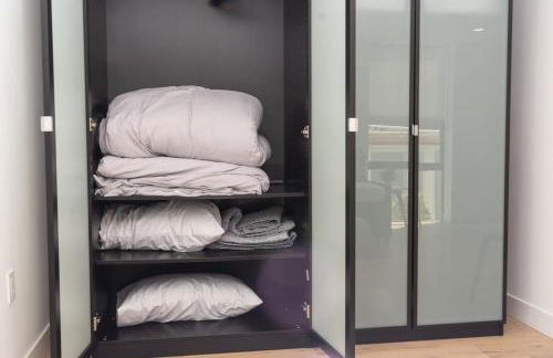 Bright and Trendy - Panoramic - Chic - Prime Location - Foto 18