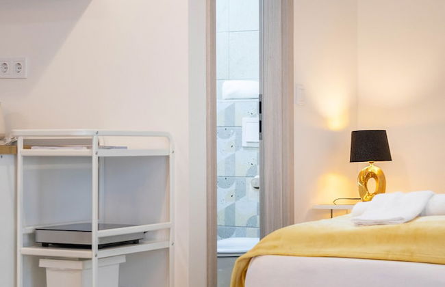 Beautiful Studio Near City Center - Photo 6