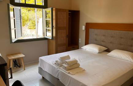 Kores Aegina - Foto 4