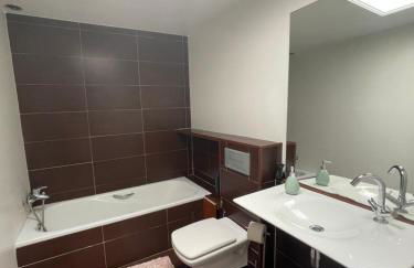 Casa adosada con piscina a 5 minutos de la playa . - Foto 27