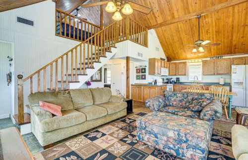 Boat and Swim Lakefront Toledo Bend Retreat! - Foto 3