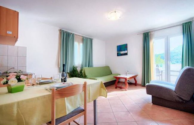 Apartments Bruna Lastovo-superior One Bedroom Apartment With Balcony and Sea View-zeleni - Foto 5