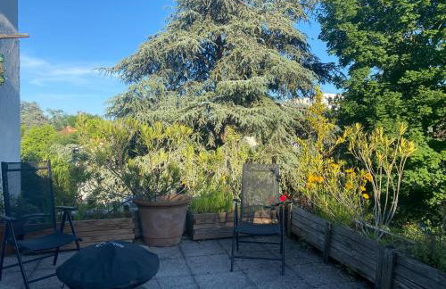 VILLA LES TERRASSES dans la nature avec piscine à 2 pas de Lyon, - Foto 30