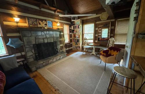 Cozy Cabin Escape Hot Tub & Lake Access - Foto 11