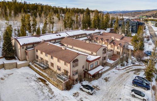 Heated Pool and Hot Tub! Winter Park Mtn Retreat - Foto 29