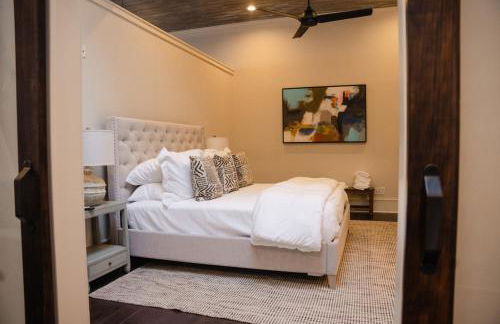 Quiet Downtown Loft - Walk to Dining and Coffee - Foto 11