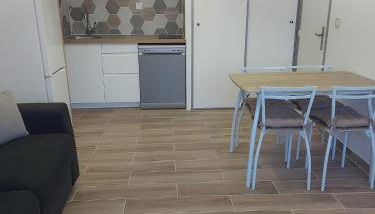 T2 4 pers, rénové en bord de plage , clim et parking classé 2 étoiles - Foto 4