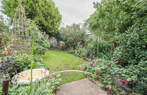 North Cottage, Alderton - Photo 22