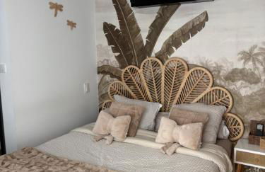 Le Chêne Doré Appartement romantique avec Jacuzzi Privé au cœur du centre touristique - Foto 54