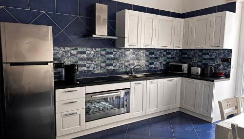 Blue's House - Photo 5