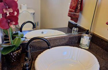 The Monarch - Foto 22