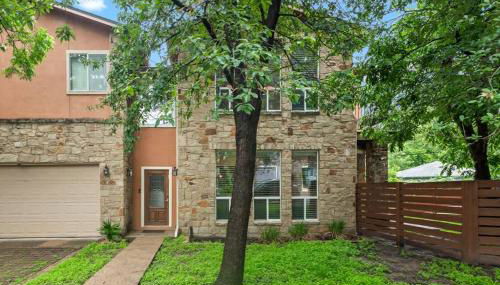 Family 3BR 2BA 1810SQFT Bright Spacious Home with Private Yard in Zilker - Foto 5