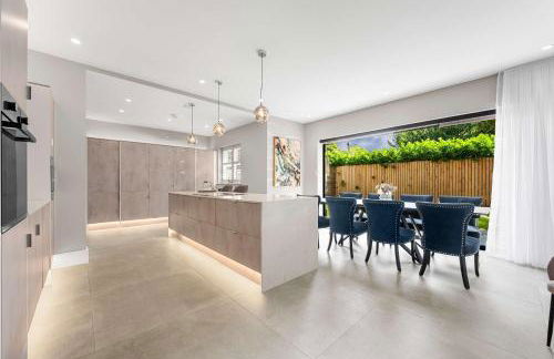 Luxury 5 Star Didsbury Home by City SuperHost - Foto 1