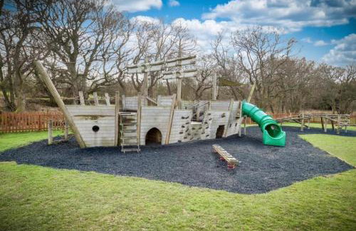 Chloe Cabin - Photo 13