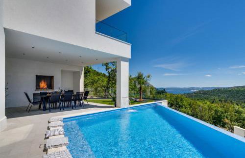 Villa Top Hill, heated infinity pool, Jacuzzi, Sauna, 5 en-suite bedrooms, a Media room - Foto 4