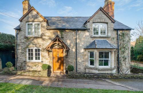 Charming Pet-Friendly Family Cottage in Eynsham - Pass the Keys - Photo 4