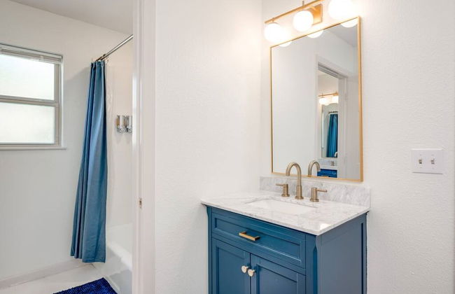 4 2 wow 180 Lake Views hot tub Pickleball Tennis POA Court EV Charger Wheelchair Ramp POA Pool - Foto 50