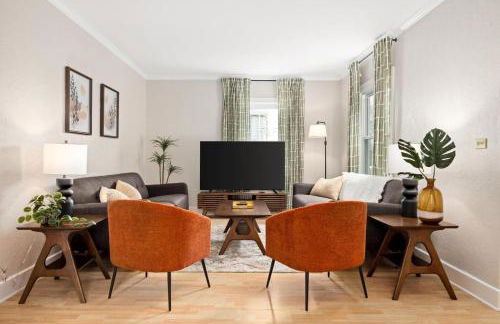 Cozy Mid Century Oasis with 2 KING beds - Foto 1