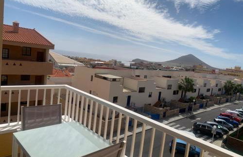 Fantástico piso con piscina y balcón en el Medano - Foto 20