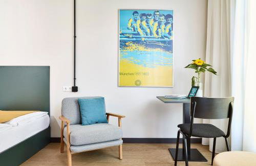 Living Hotel am Olympiapark - Photo 8